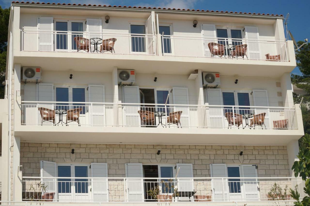Villa Mily Baska Voda Luaran gambar