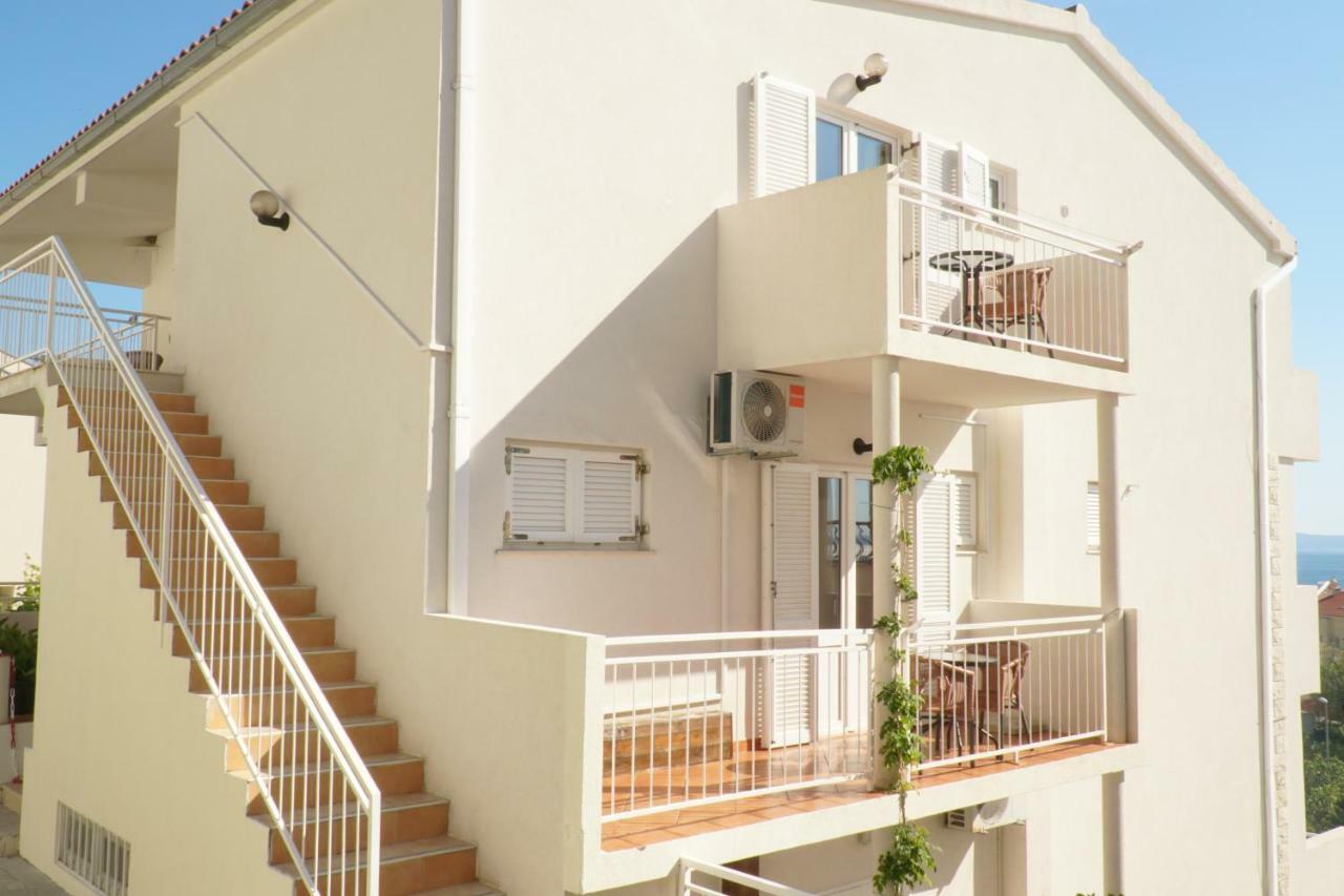 Villa Mily Baska Voda Luaran gambar